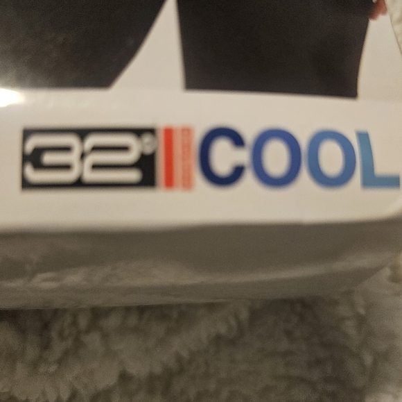 32° COOL 2 PACK BRA TOP CAMI. SIZE SMALL.  NWB. - Picture 4 of 5
